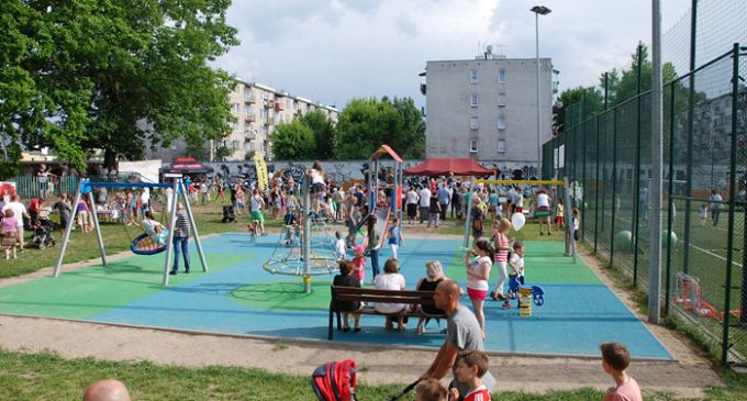Relacja z pikniku przy ZS 5 w Wołominie