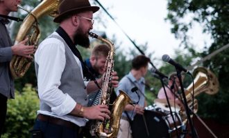 Piątkowy koncert na skwerze Wodiczki Piątkowy koncert na skwerze Wodiczki