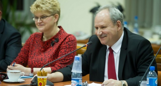 Powiat Wołomiński – przewrotu w starostwie nie będzie