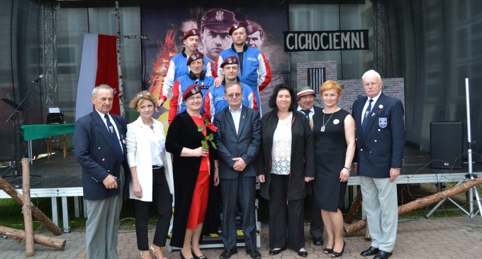 Cichociemni w Postoliskach